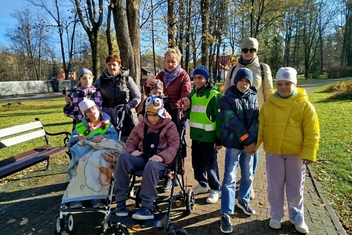 Jesienny spacer najmłodszych!
